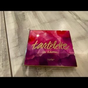 Tarte tartelette in bloom eyeshadow palette